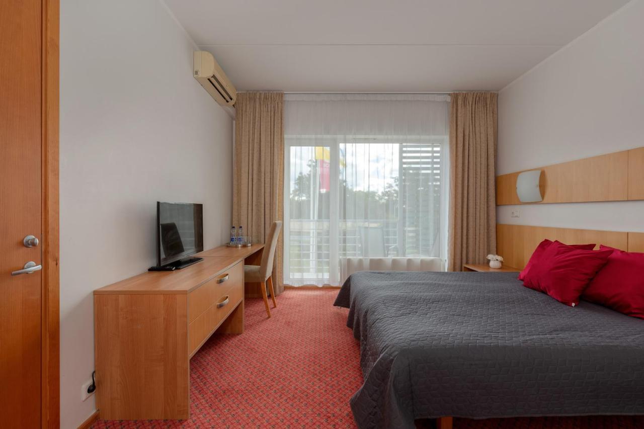 Raadimoisa Hotell Tartu Zewnętrze zdjęcie