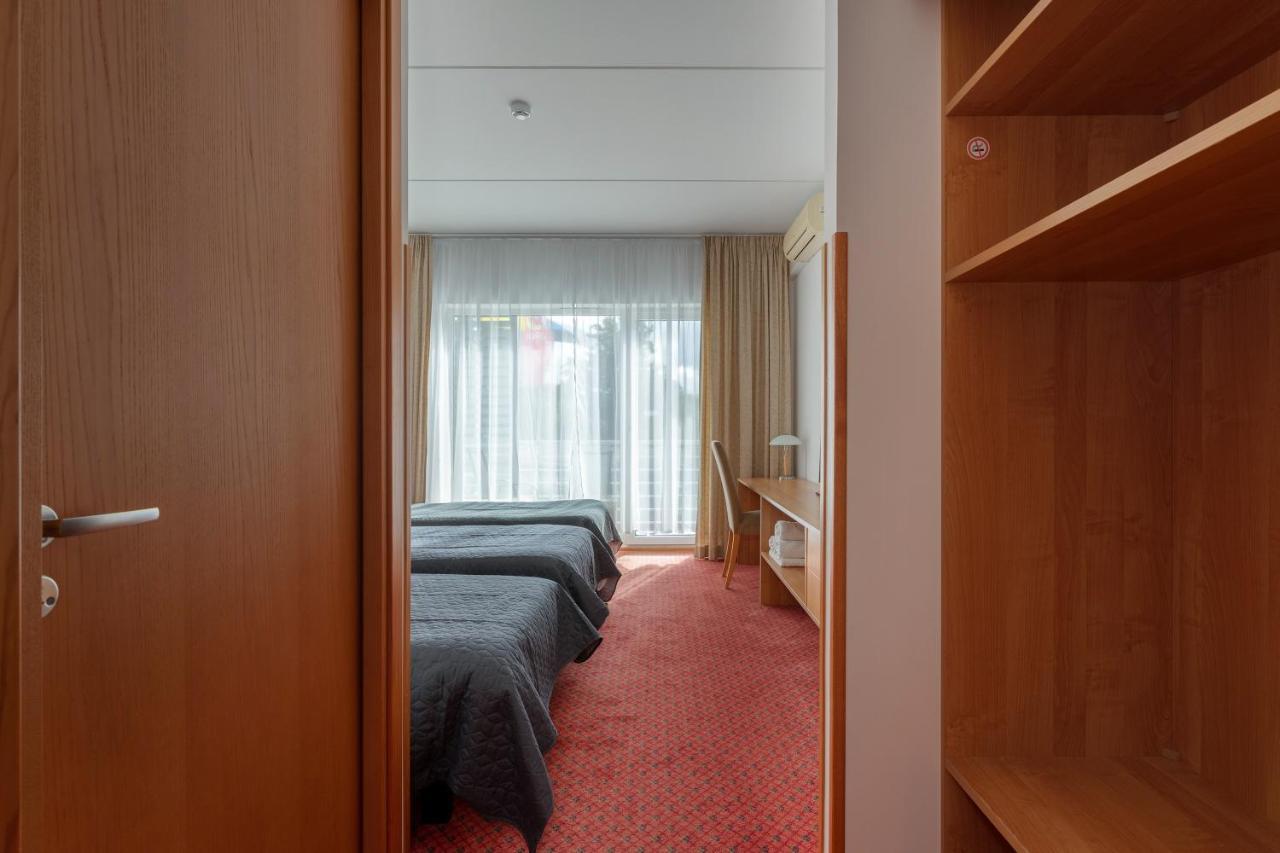 Raadimoisa Hotell Tartu Zewnętrze zdjęcie