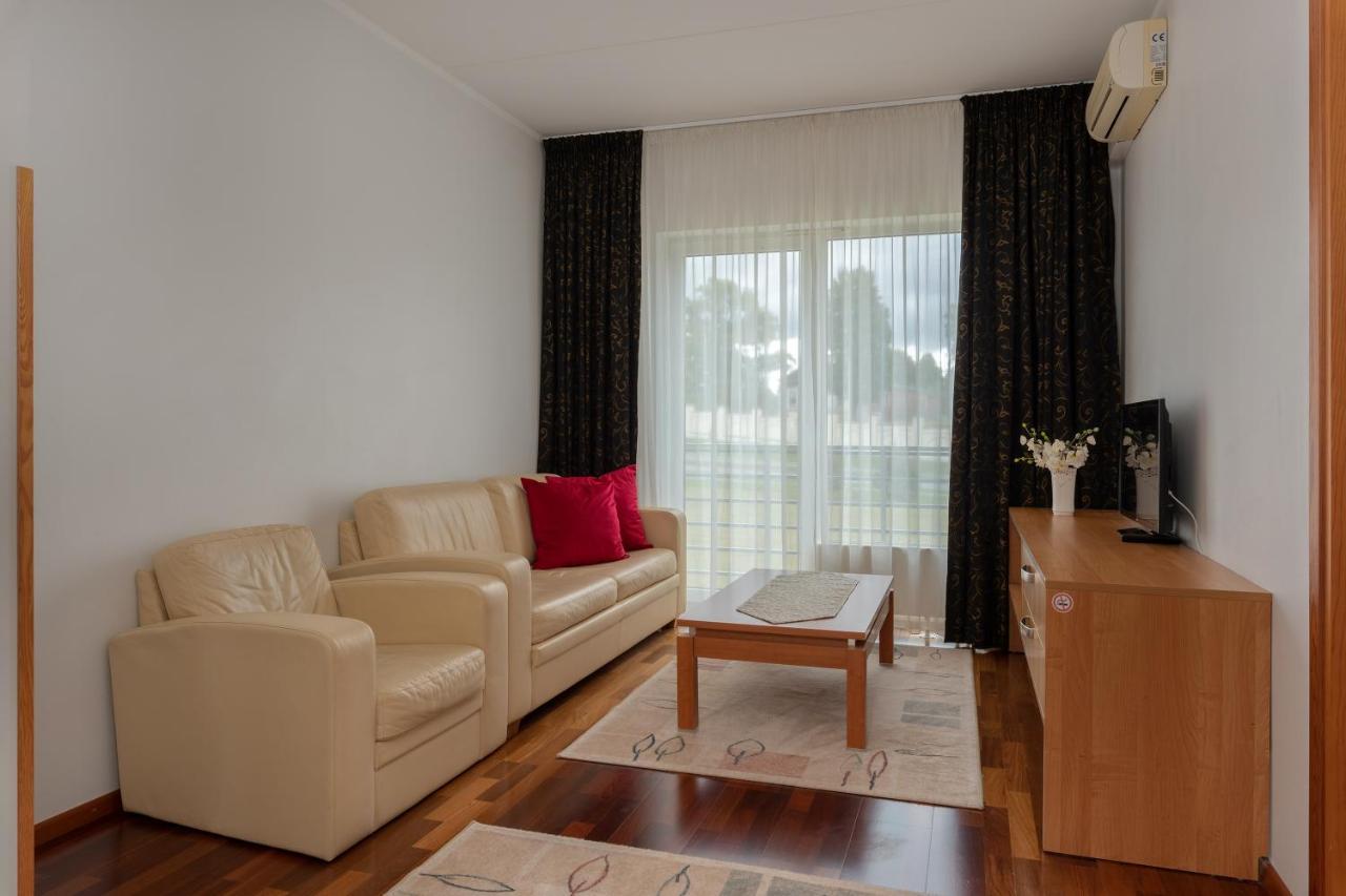 Raadimoisa Hotell Tartu Zewnętrze zdjęcie