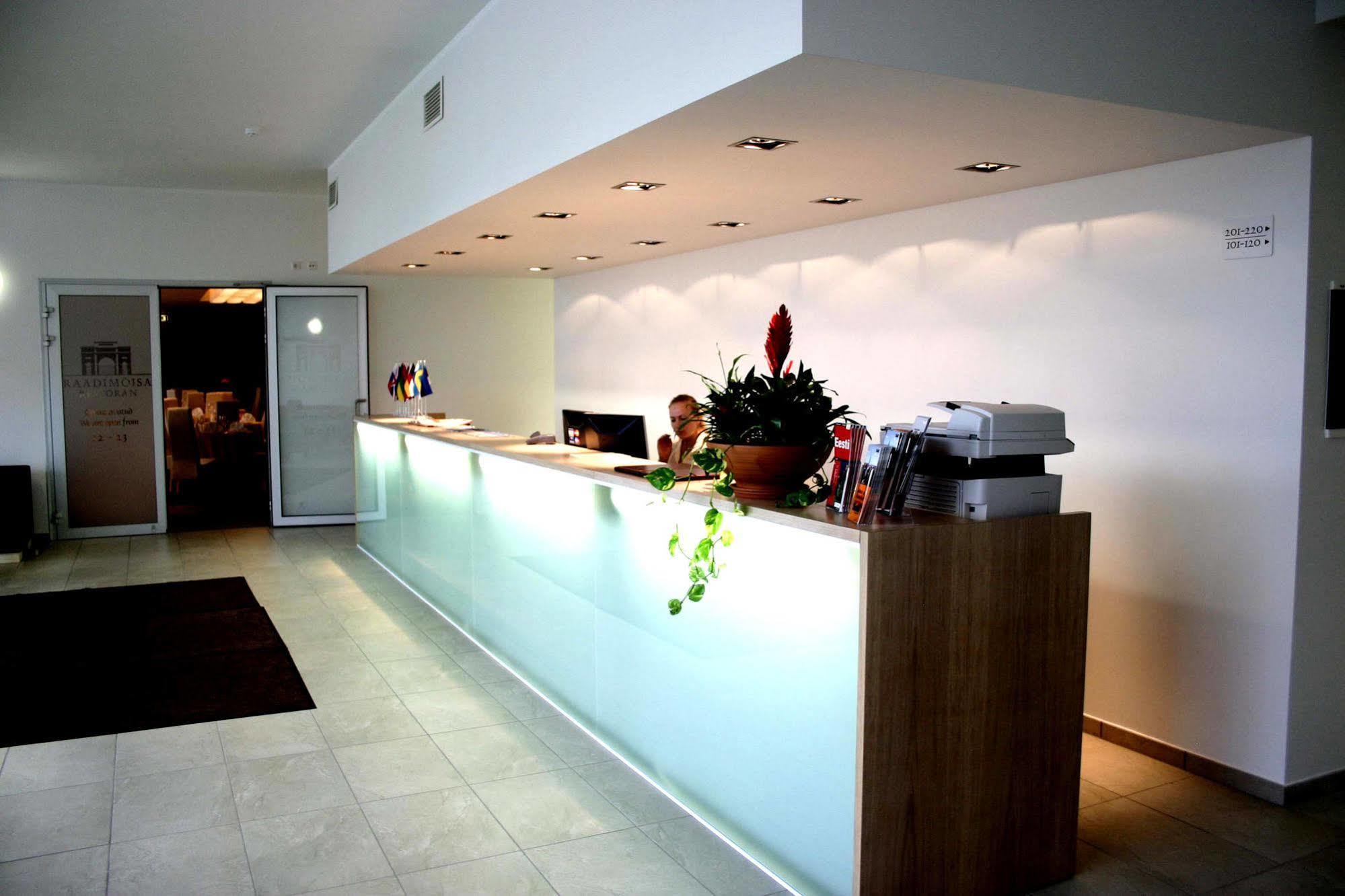 Raadimoisa Hotell Tartu Zewnętrze zdjęcie